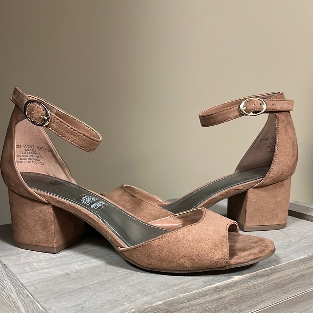 Worthington Wedge heel. Size 6.5.